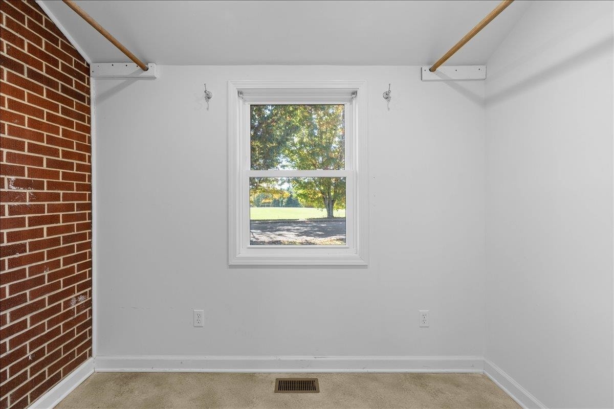 803 Grove Avenue, Blacksburg, VA 24060