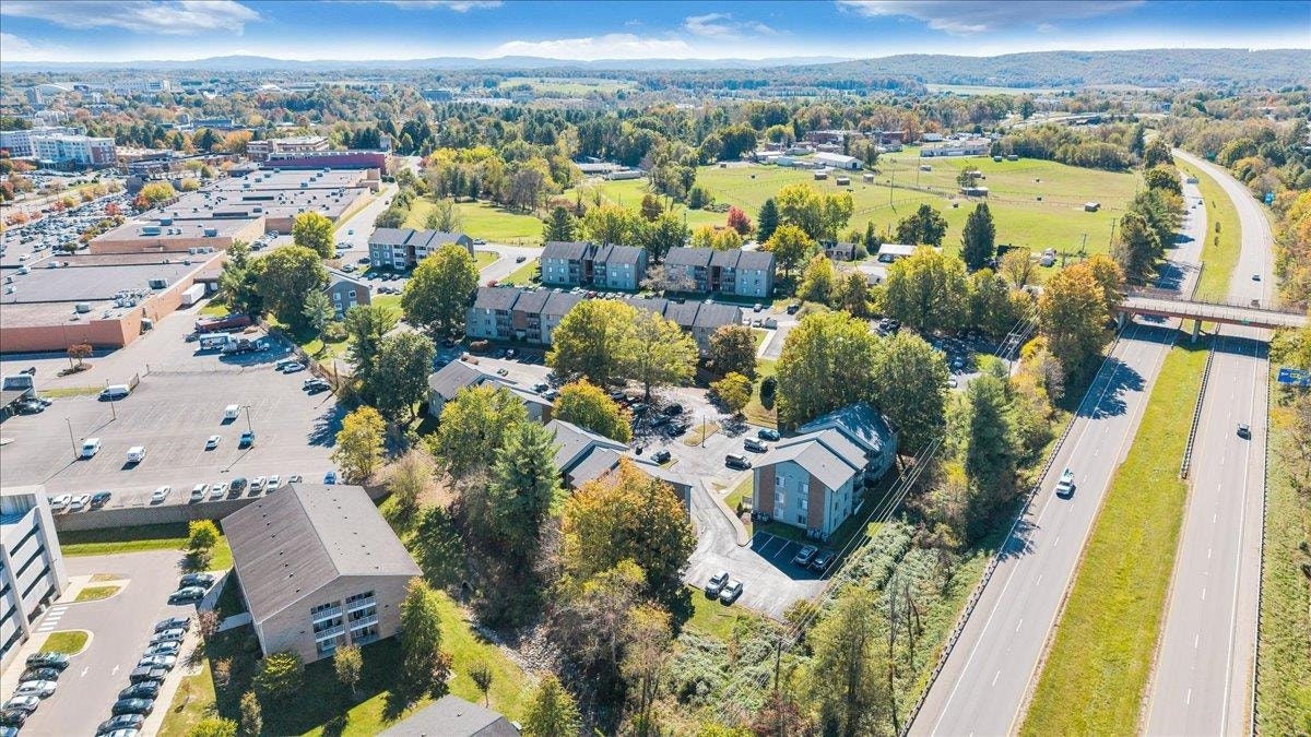 856 Newport Terrace, Blacksburg, VA 24060