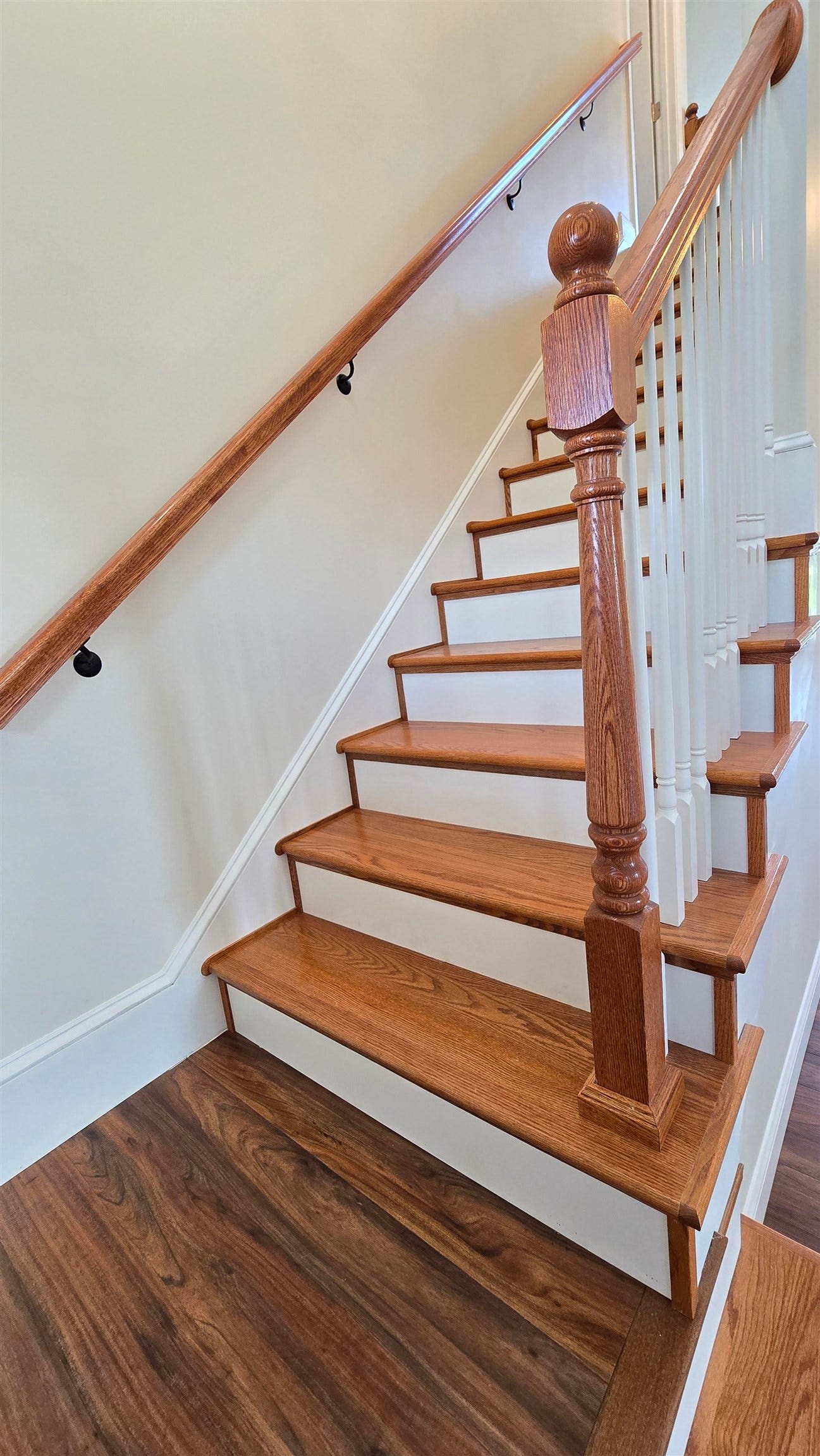 1200 CAMBRIA Street, Christiansburg, VA 24073