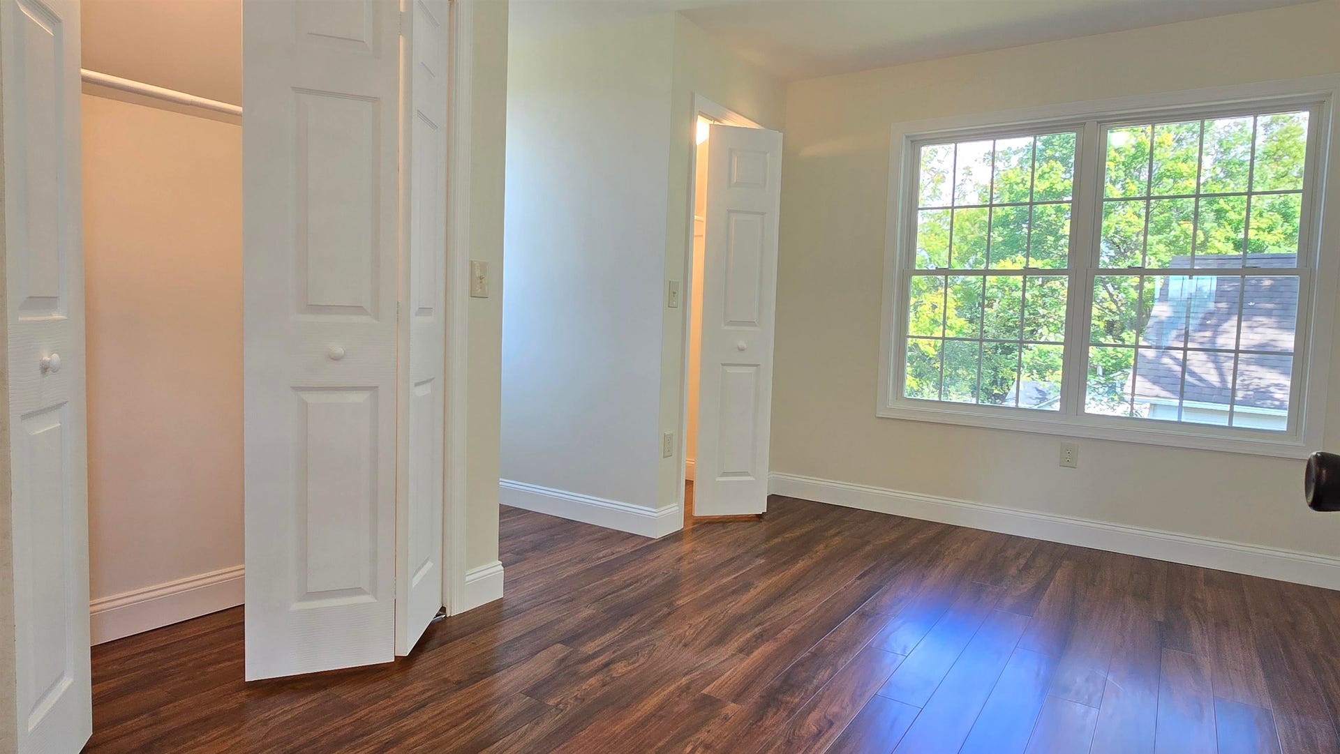 1200 CAMBRIA Street, Christiansburg, VA 24073