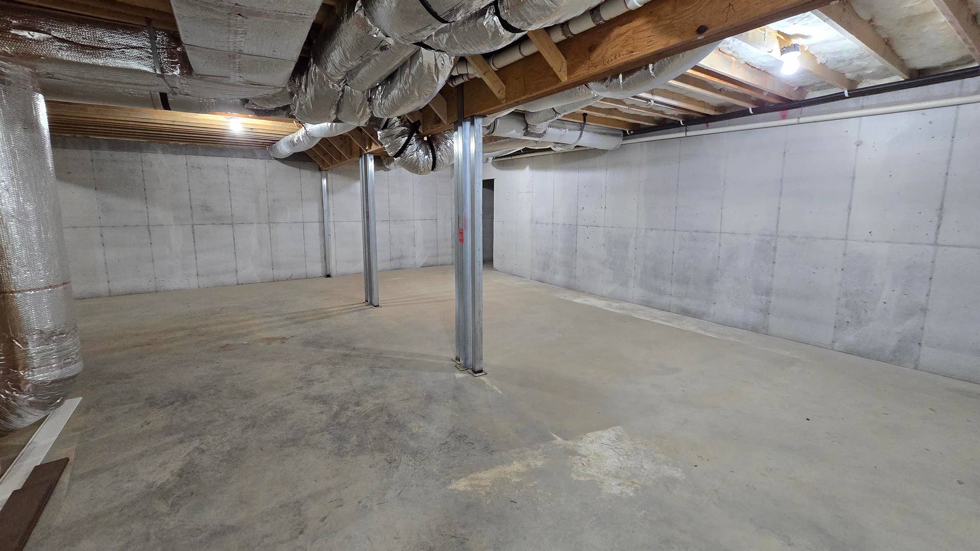 1200 CAMBRIA Street, Christiansburg, VA 24073