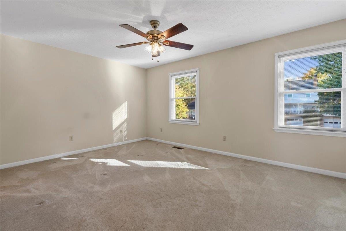 6134 Schoolfield Avenue, Radford, VA 24141