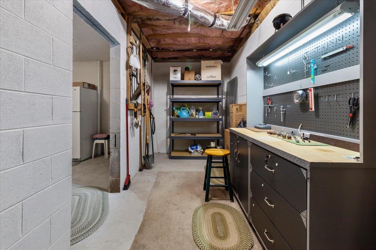 6134 Schoolfield Avenue, Radford, VA 24141