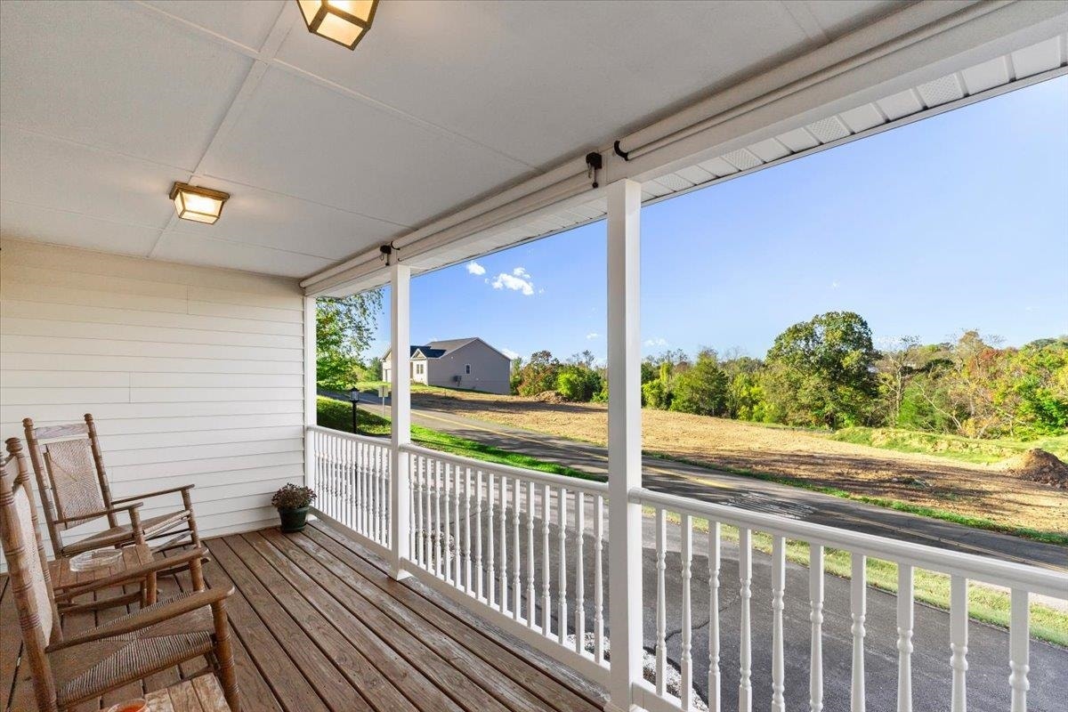 6134 Schoolfield Avenue, Radford, VA 24141