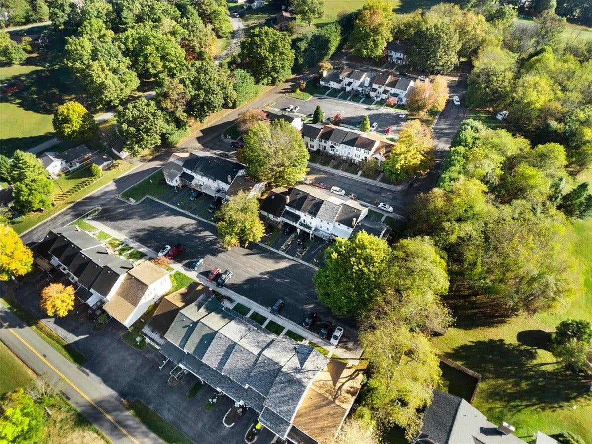 6134 Schoolfield Avenue, Radford, VA 24141
