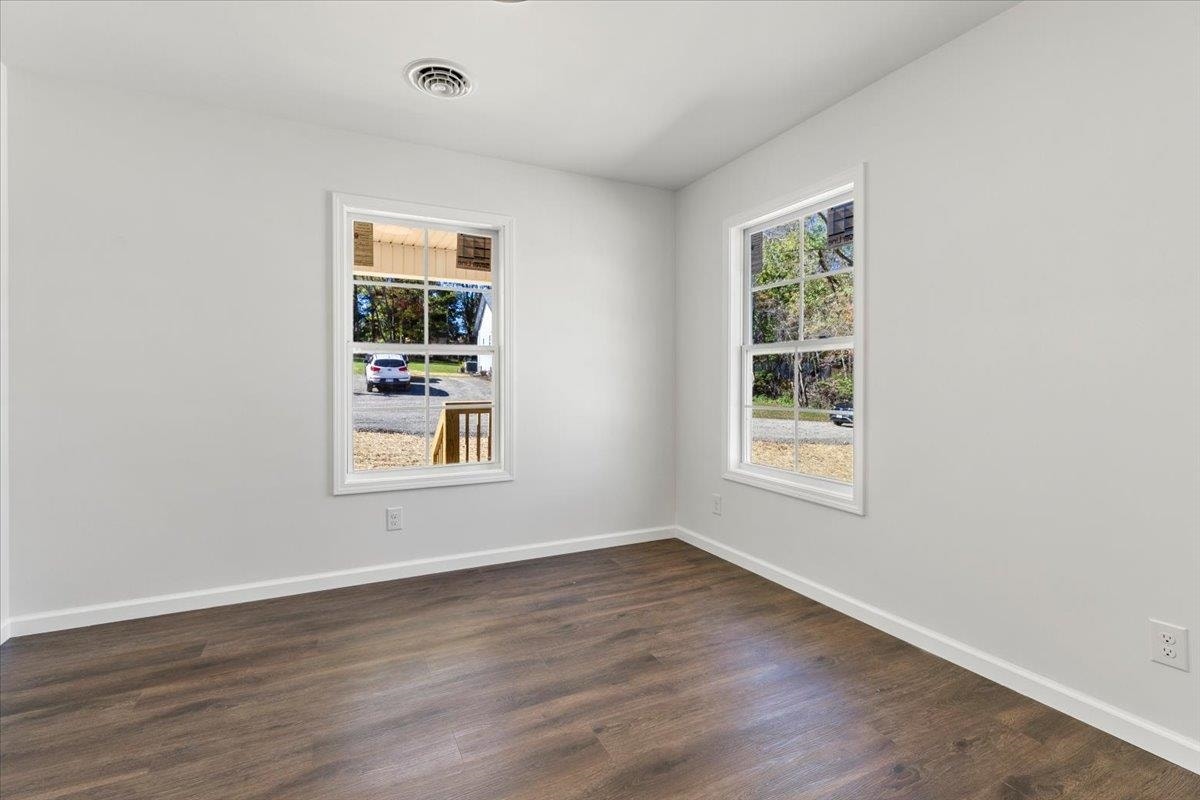 115 Ferry Court, Pulaski, VA 24301