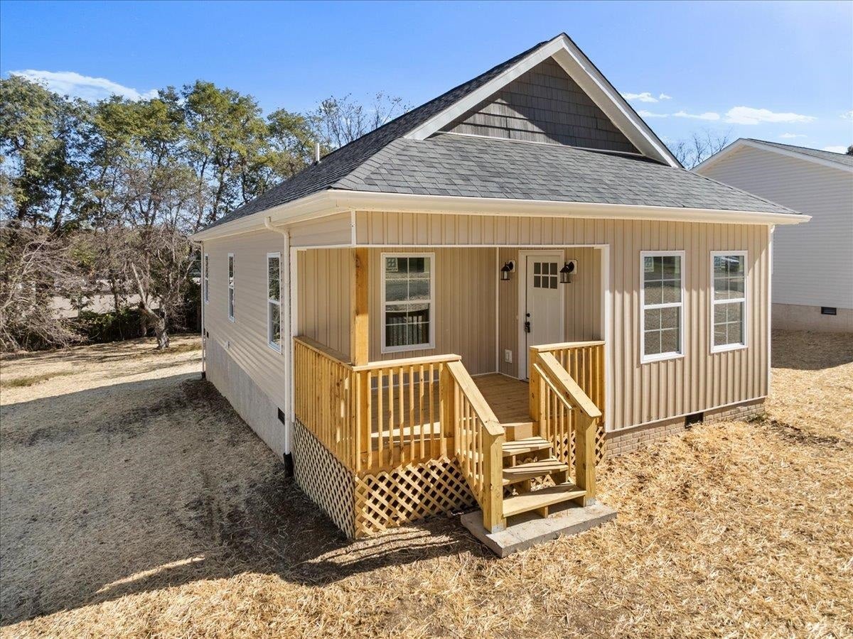 115 Ferry Court, Pulaski, VA 24301