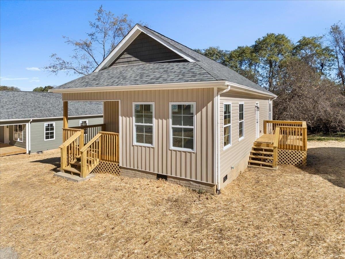 115 Ferry Court, Pulaski, VA 24301