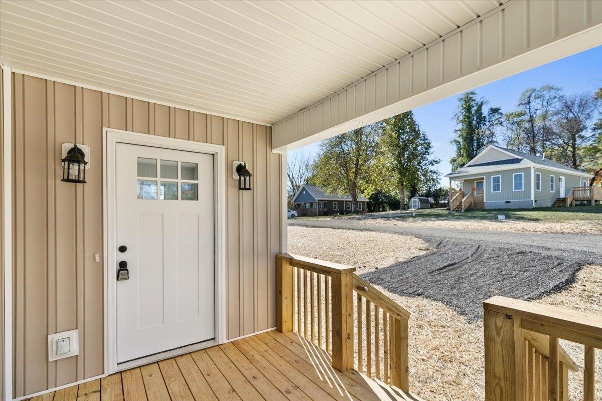 115 Ferry Court, Pulaski, VA 24301
