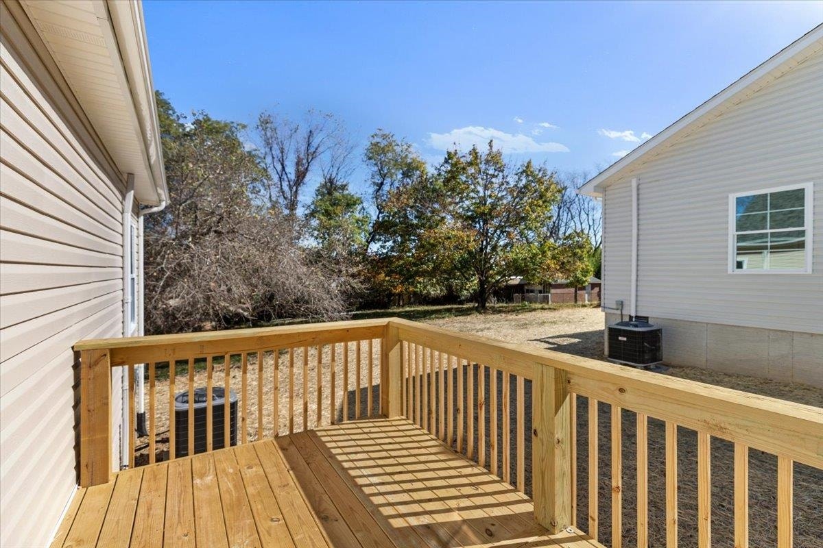 115 Ferry Court, Pulaski, VA 24301
