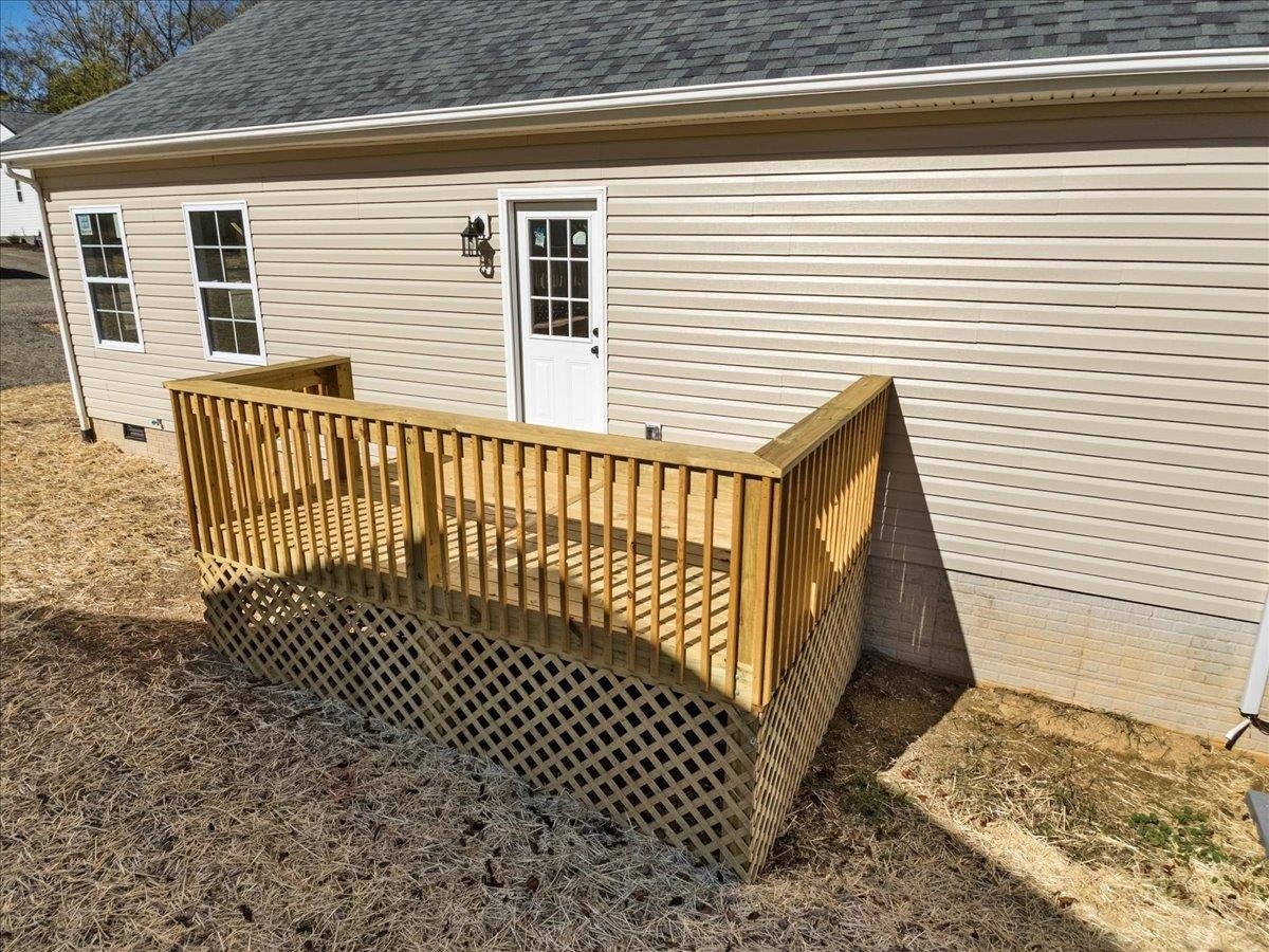 115 Ferry Court, Pulaski, VA 24301