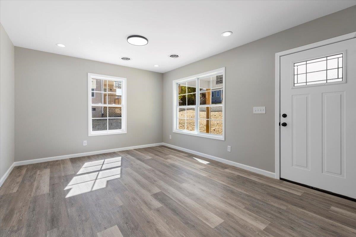 117 Ferry Court, Pulaski, VA 24301