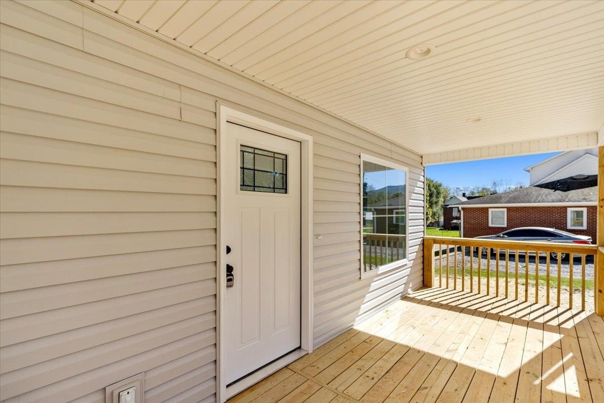 111 Ferry Court, Pulaski, VA 24301