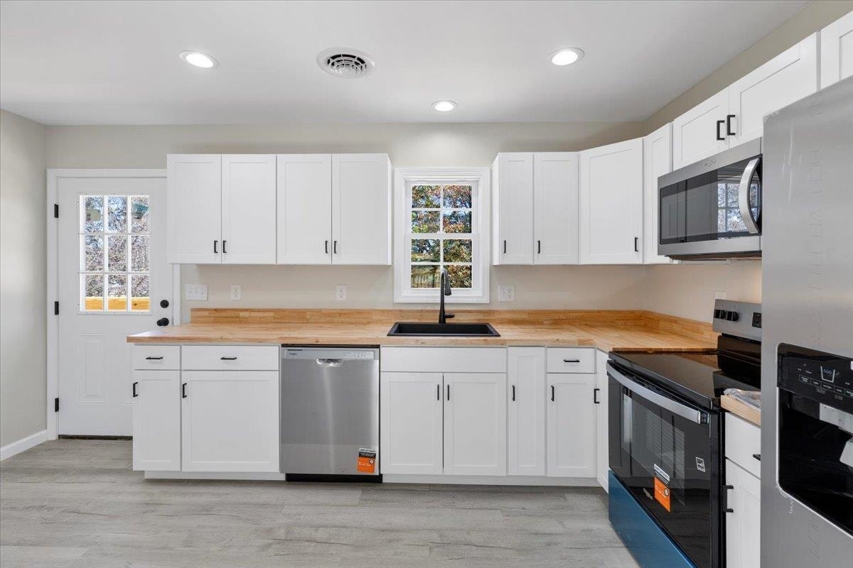 111 Ferry Court, Pulaski, VA 24301