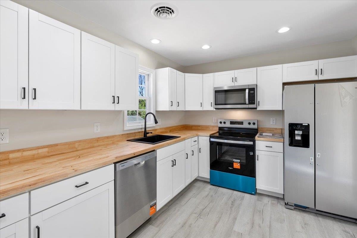 111 Ferry Court, Pulaski, VA 24301