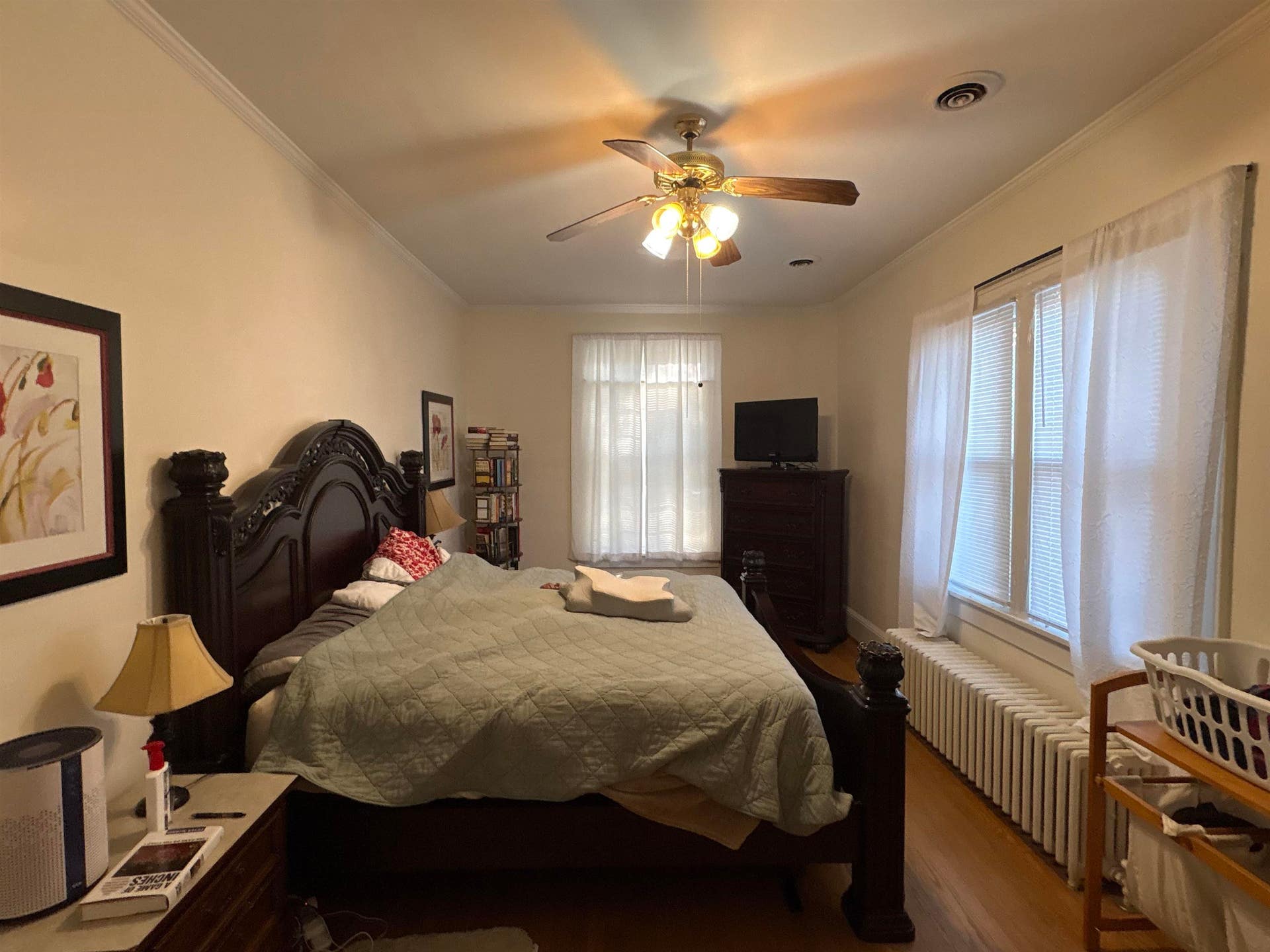 900 TYLER Avenue, Radford, VA 24141