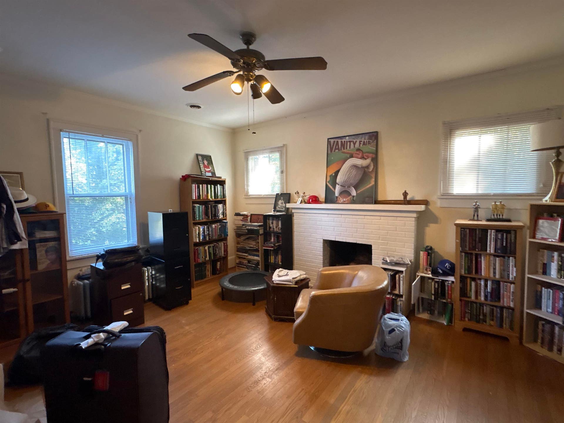 900 TYLER Avenue, Radford, VA 24141