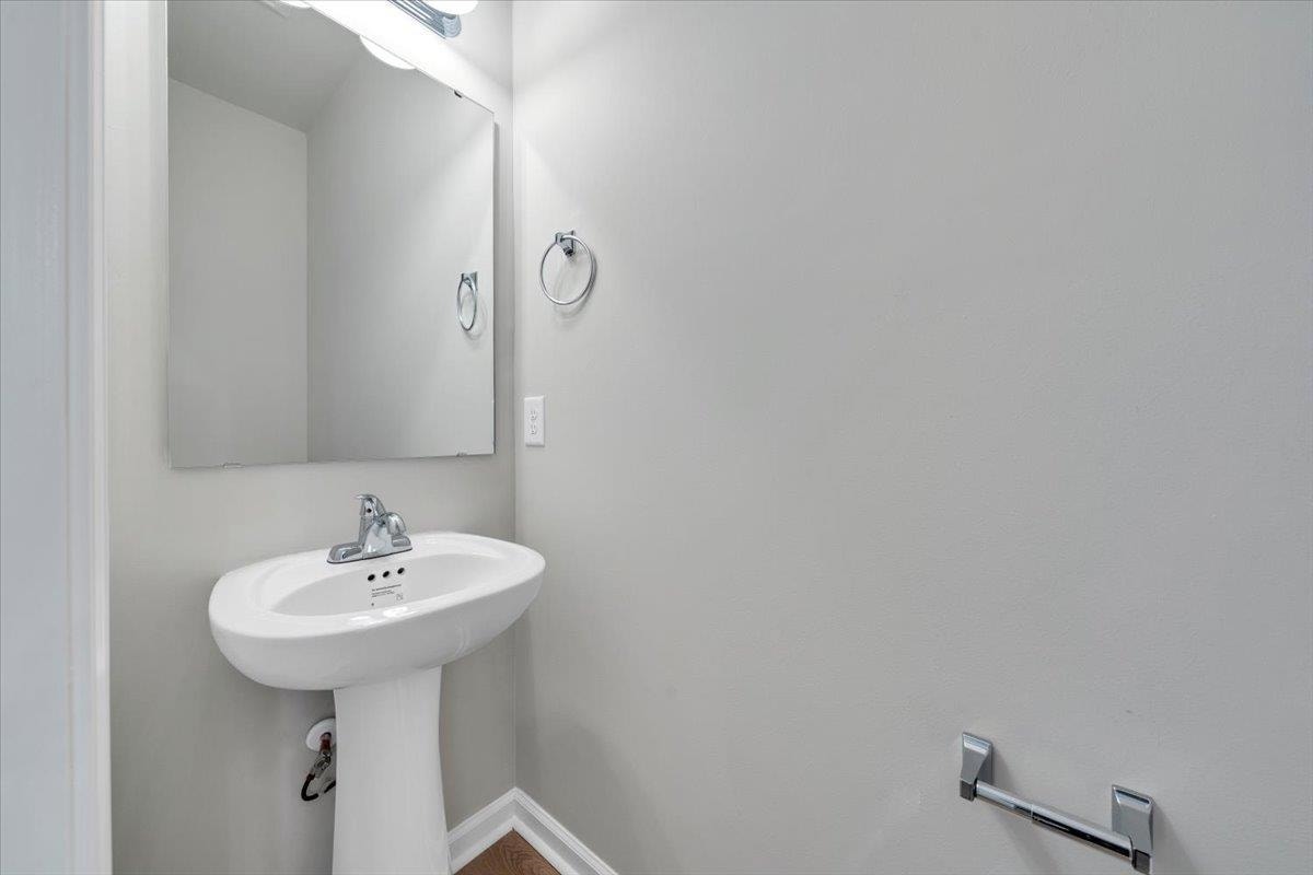 395 Westchester Avenue, Christiansburg, VA 24073
