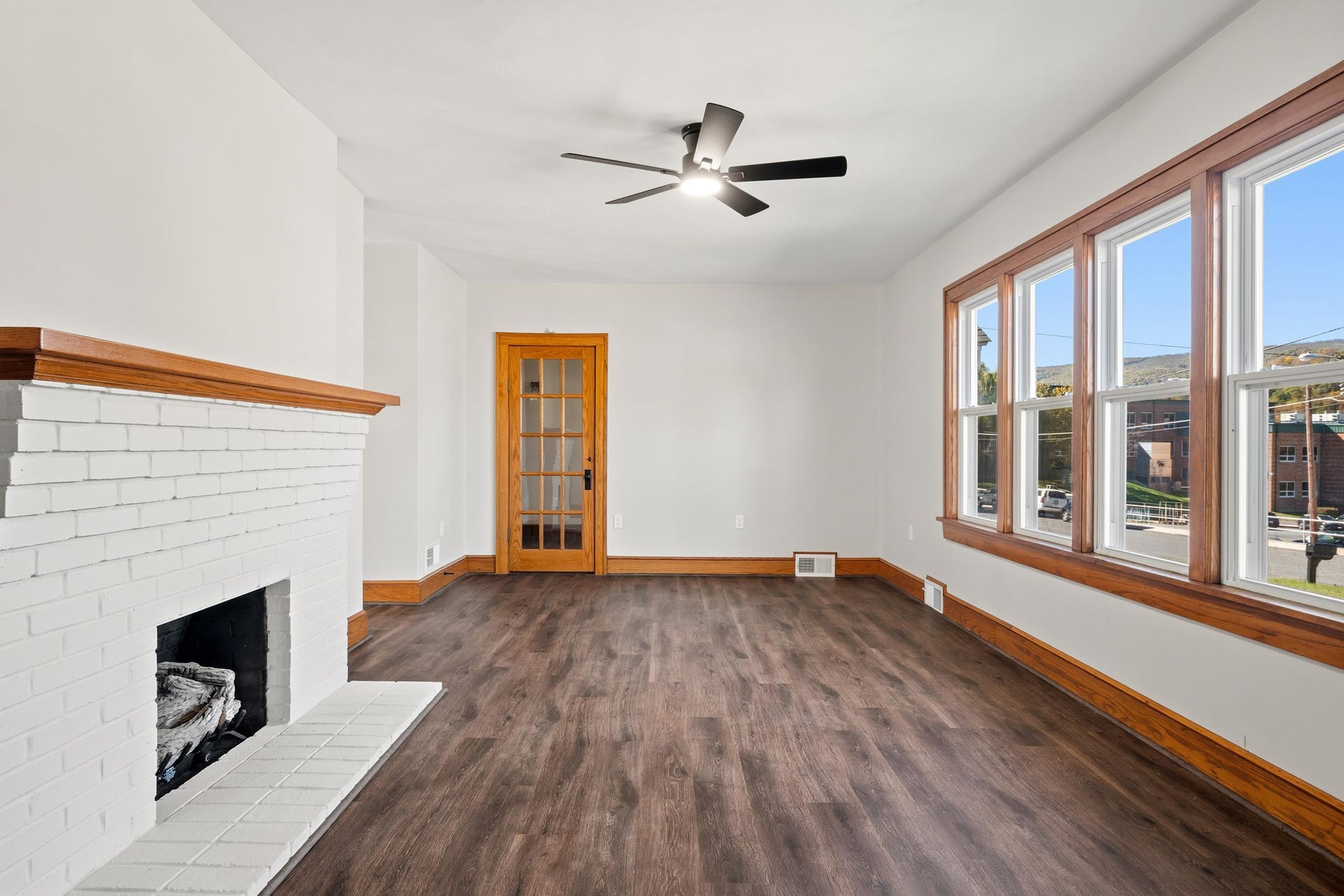506 WOLF Street, Narrows, VA 24124