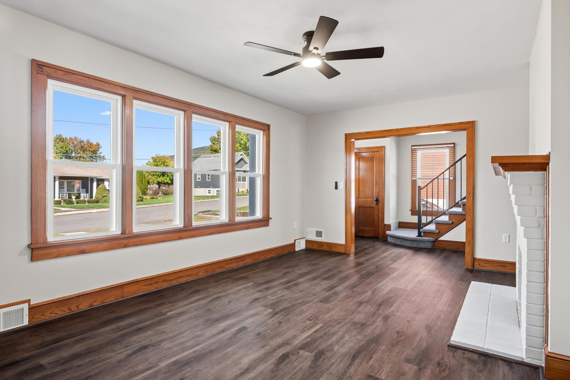 506 WOLF Street, Narrows, VA 24124