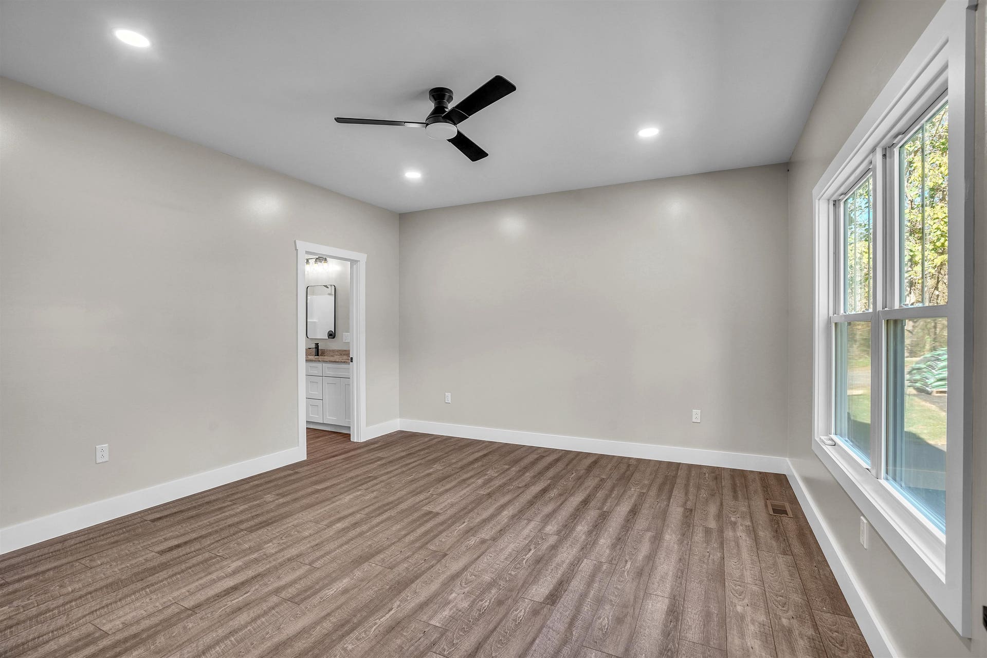 124 Bowens Road, Pembroke, VA 24136