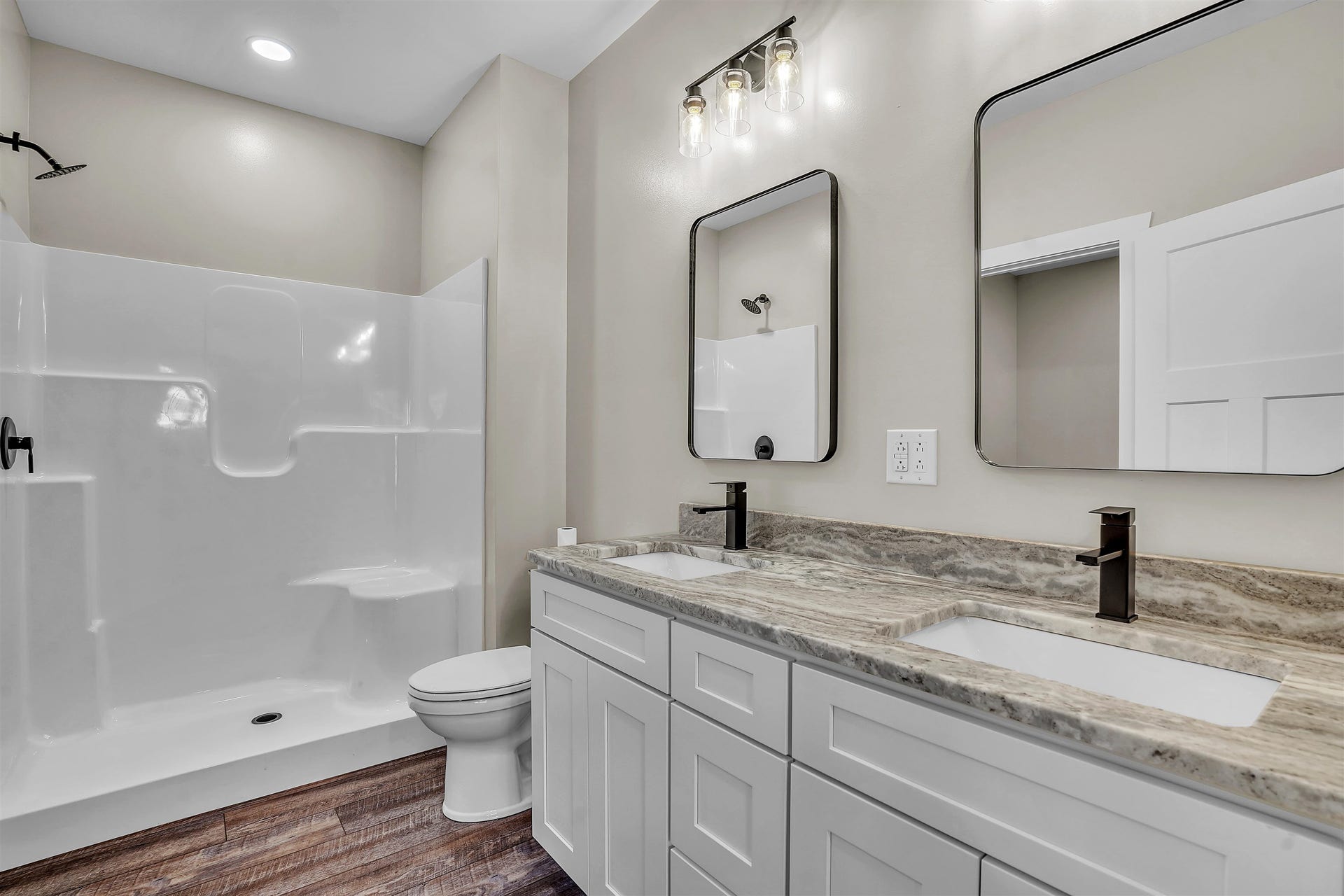124 Bowens Road, Pembroke, VA 24136