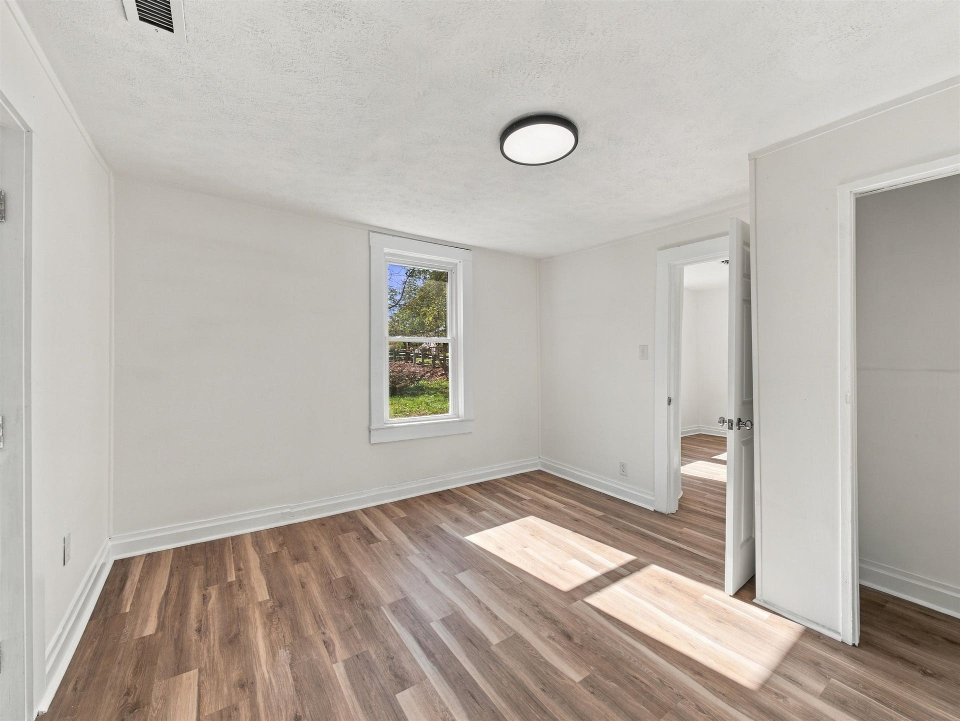 1977 North Fork Road, Christiansburg, VA 24073