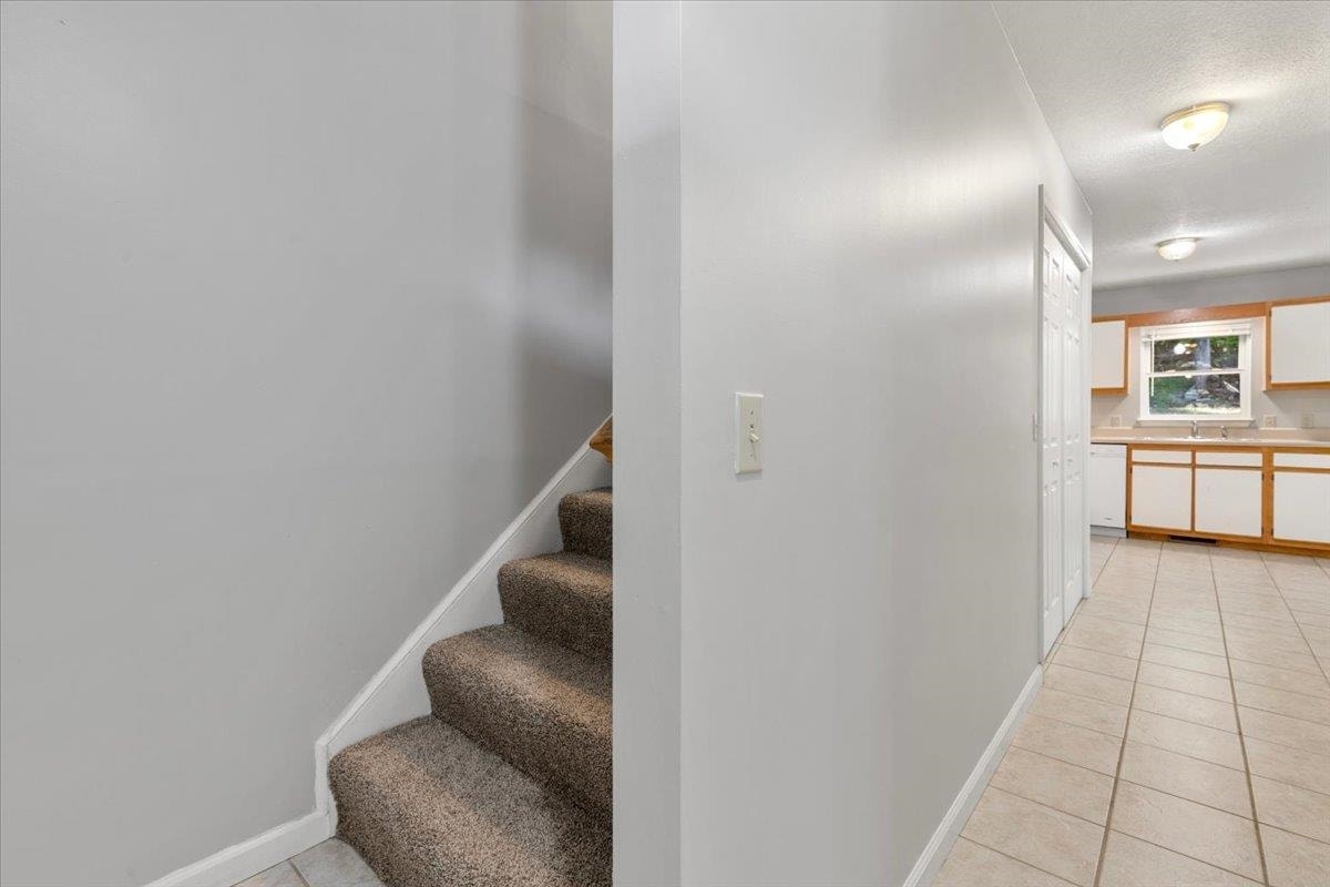 516 Sunrise Drive, Blacksburg, VA 24060