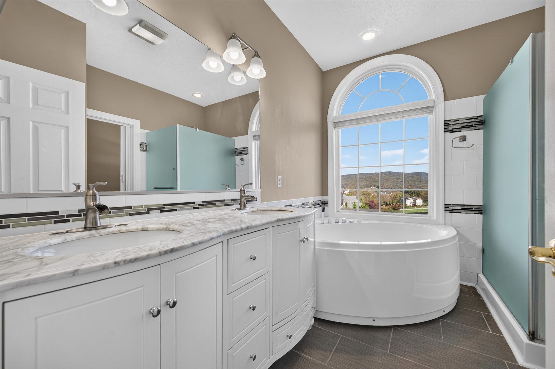 1701 Stratford View Drive, Blacksburg, VA 24060