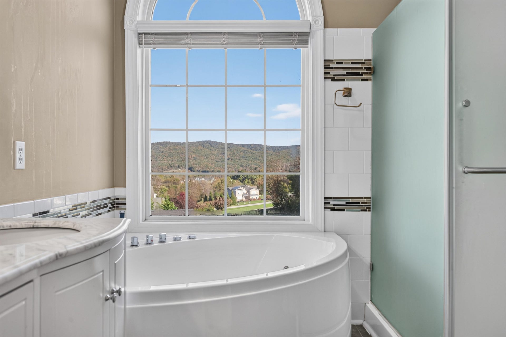 1701 Stratford View Drive, Blacksburg, VA 24060