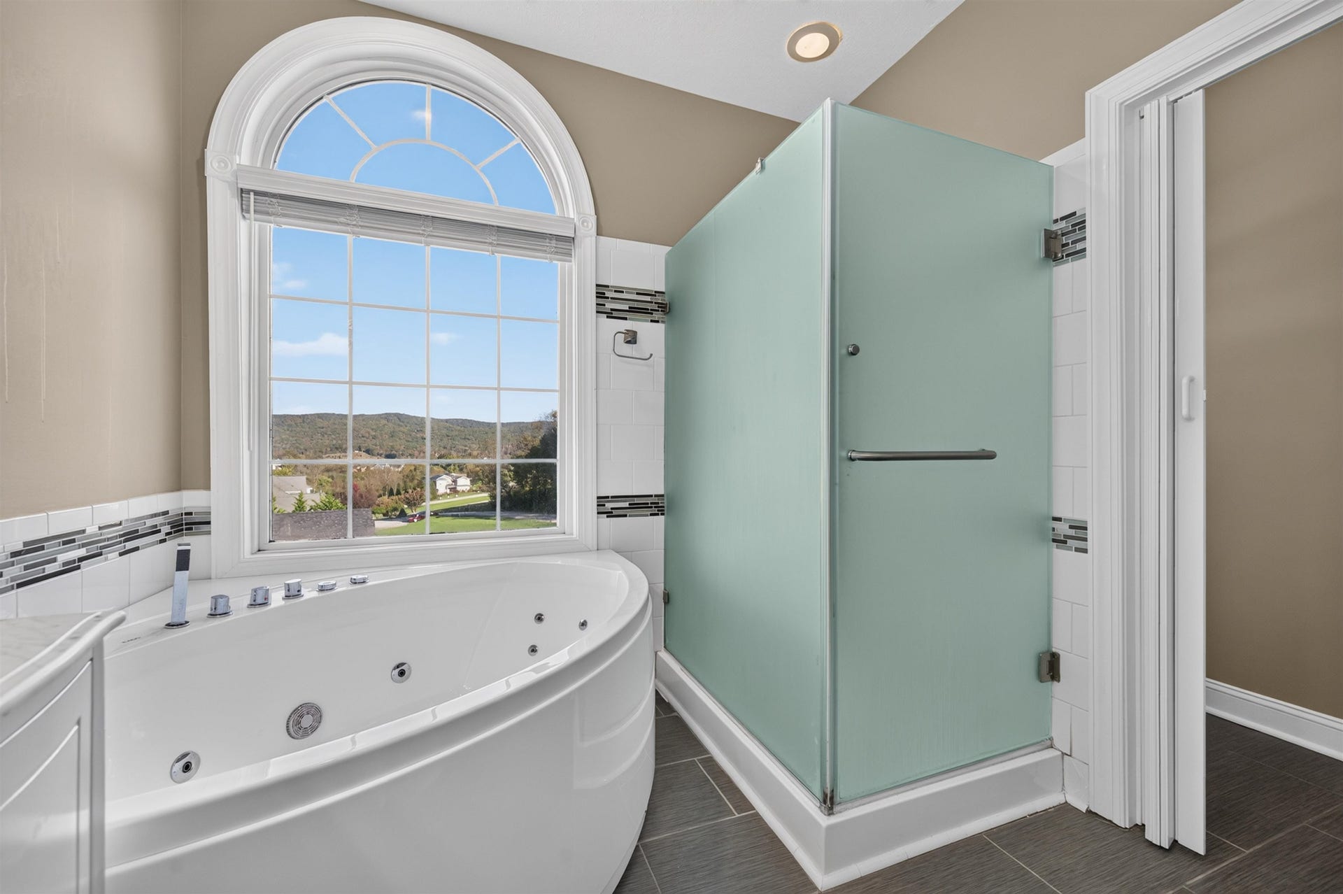 1701 Stratford View Drive, Blacksburg, VA 24060