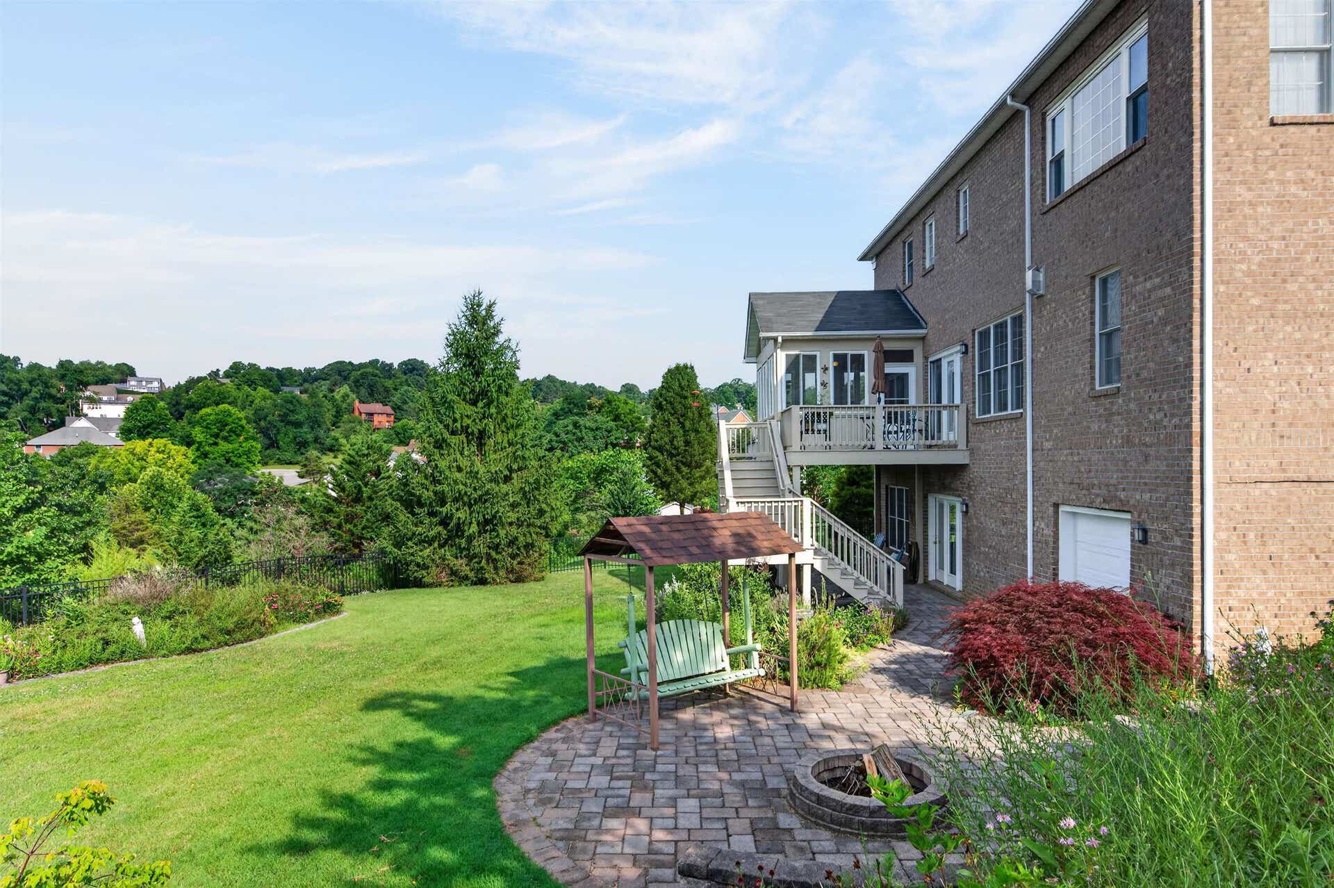 1220 Brockton Street, Blacksburg, VA 24060