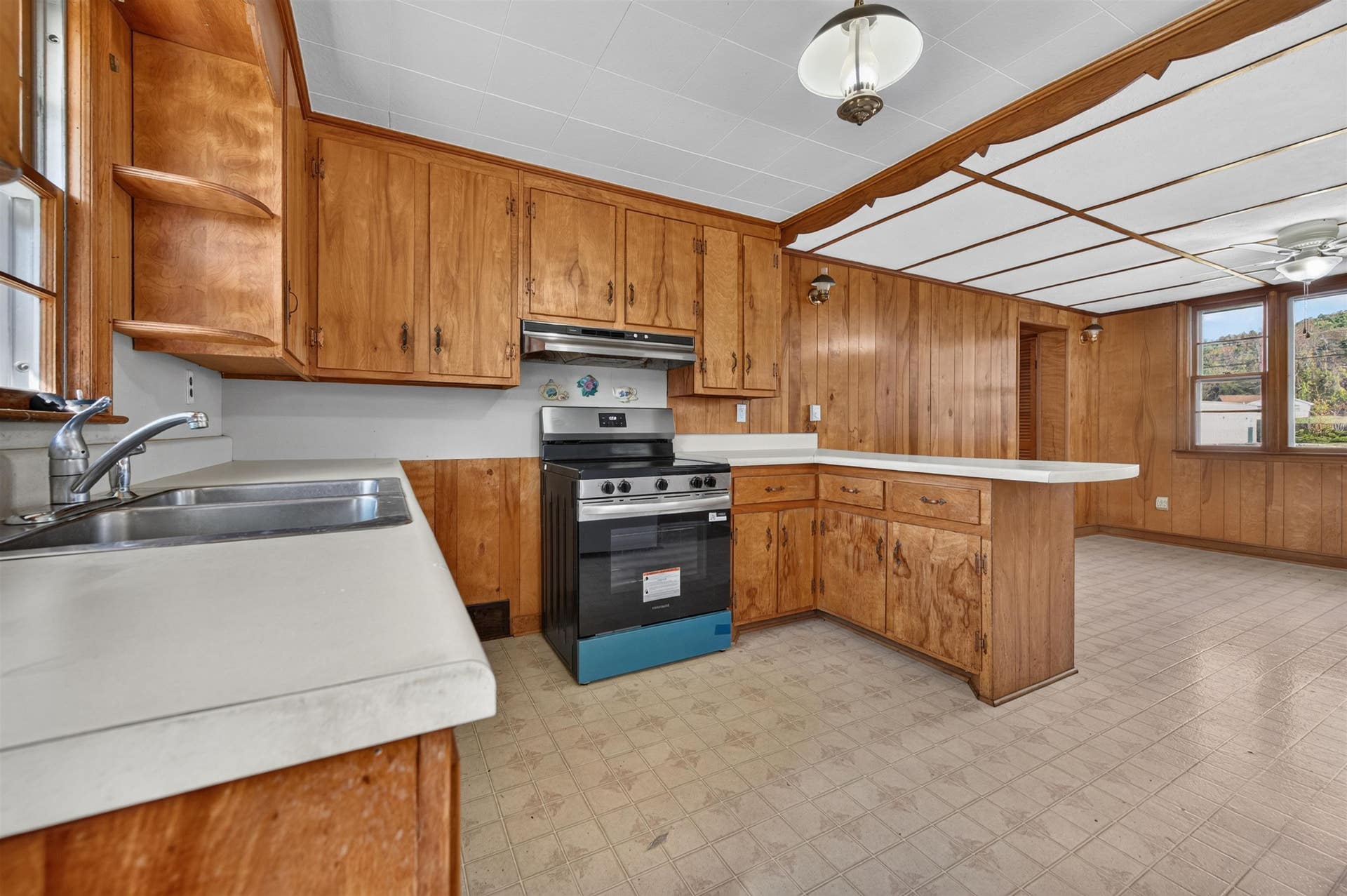 3261 Peppers Ferry Road, Christiansburg, VA 24073