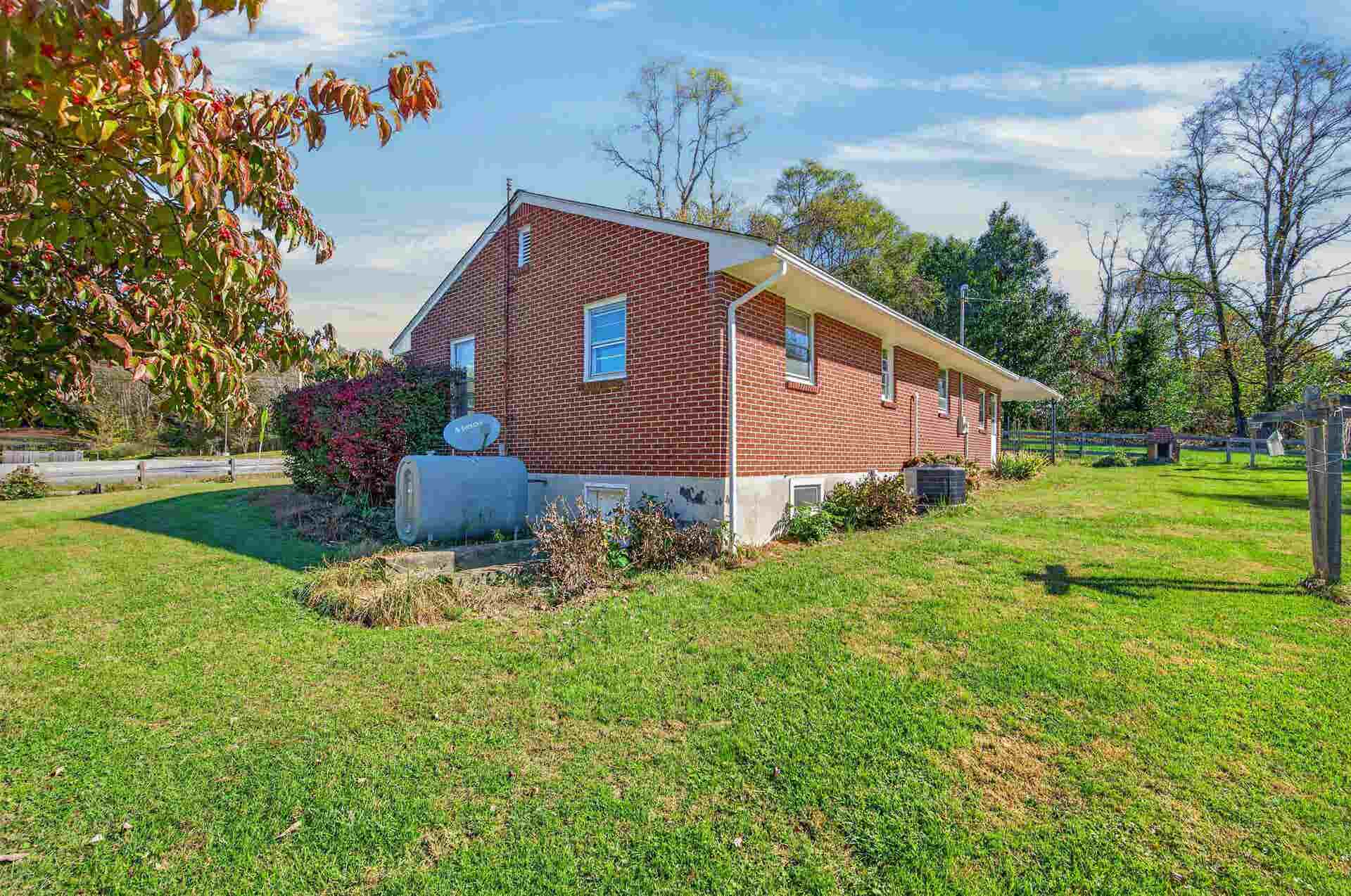 3261 Peppers Ferry Road, Christiansburg, VA 24073
