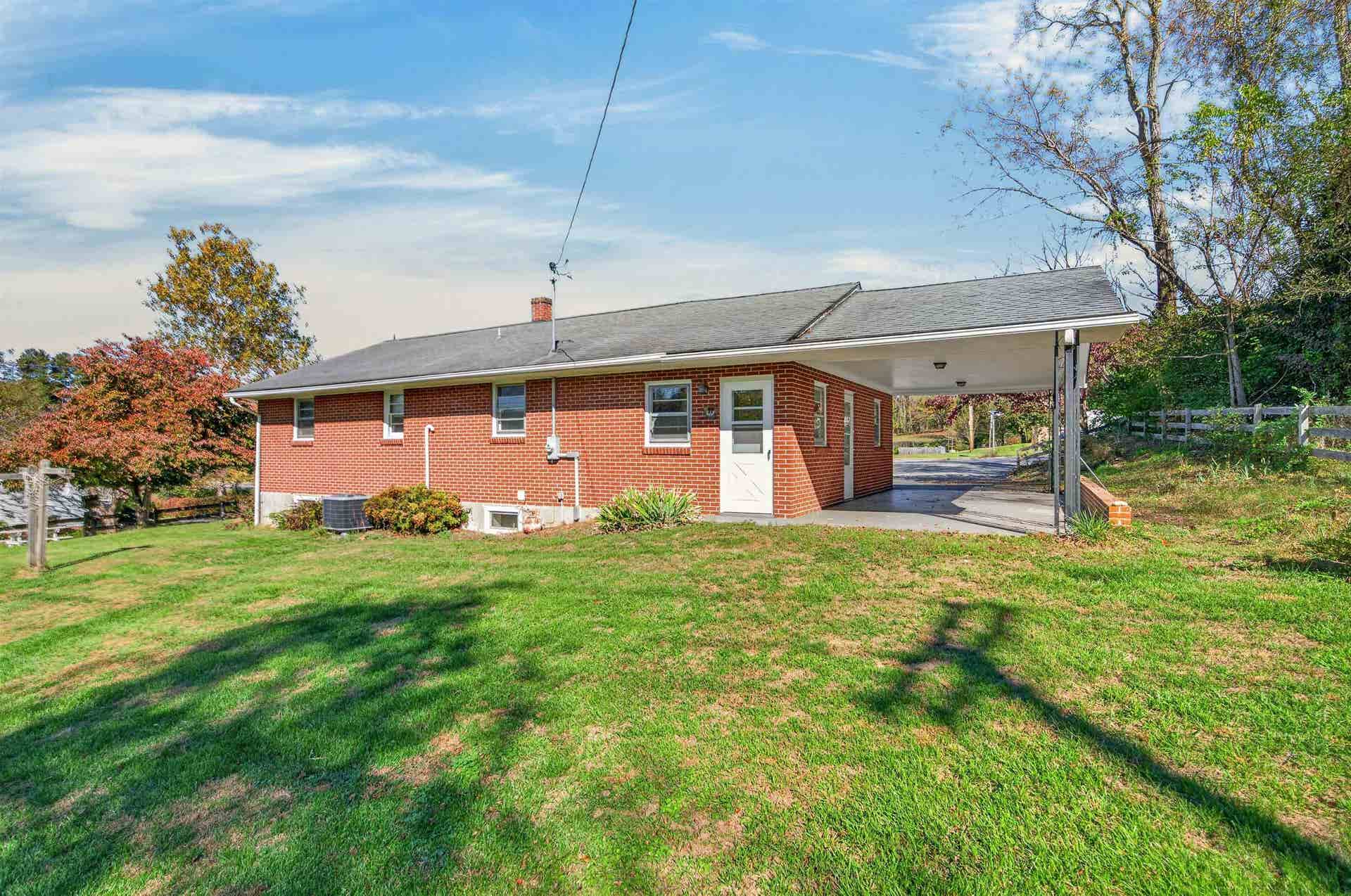 3261 Peppers Ferry Road, Christiansburg, VA 24073