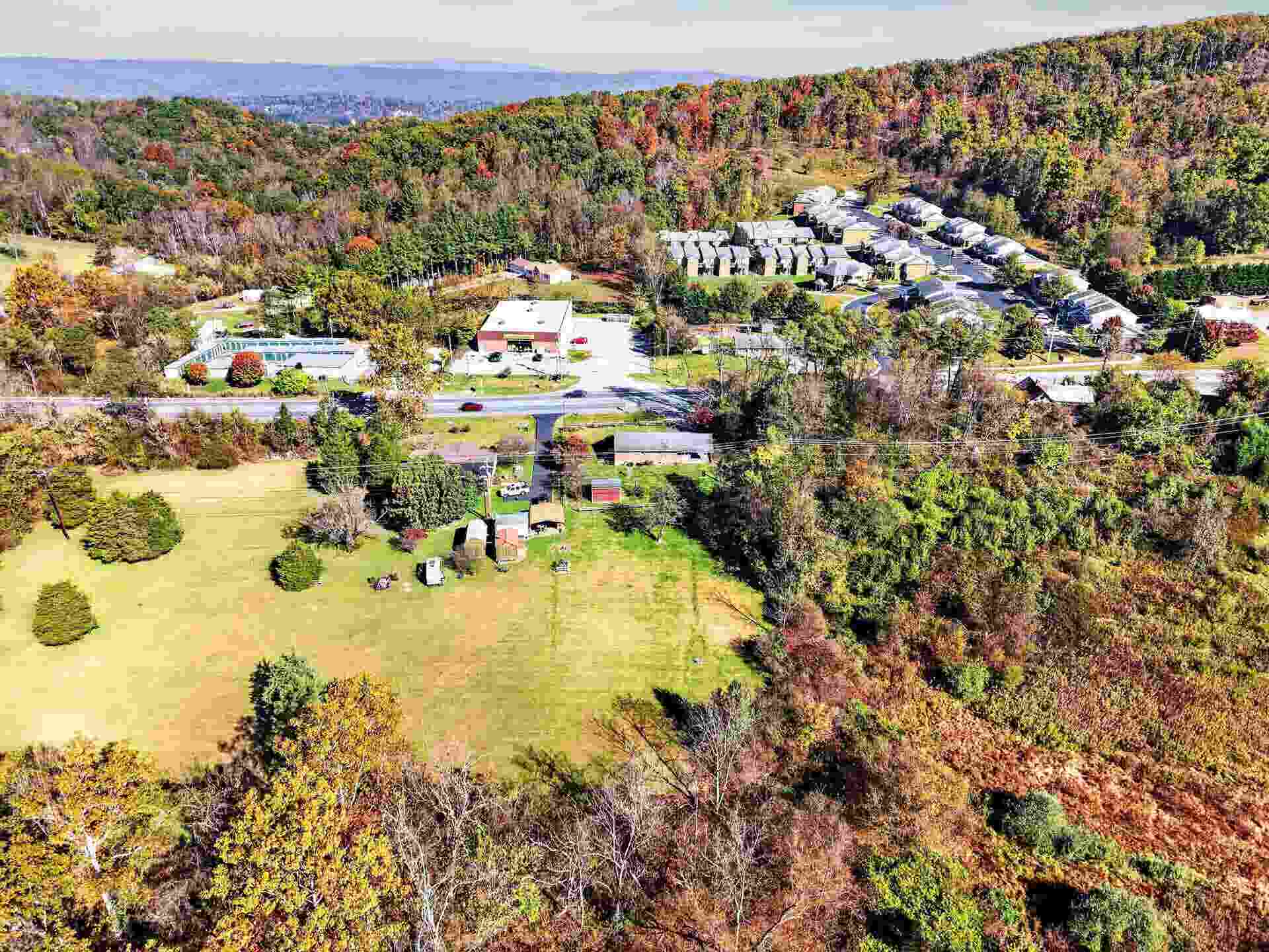 3261 Peppers Ferry Road, Christiansburg, VA 24073