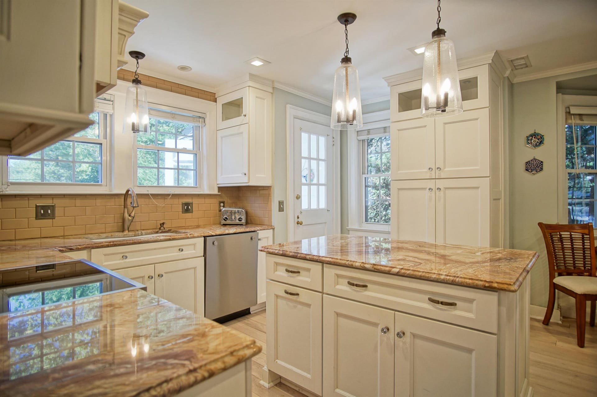 808 Preston Avenue, Blacksburg, VA 24060
