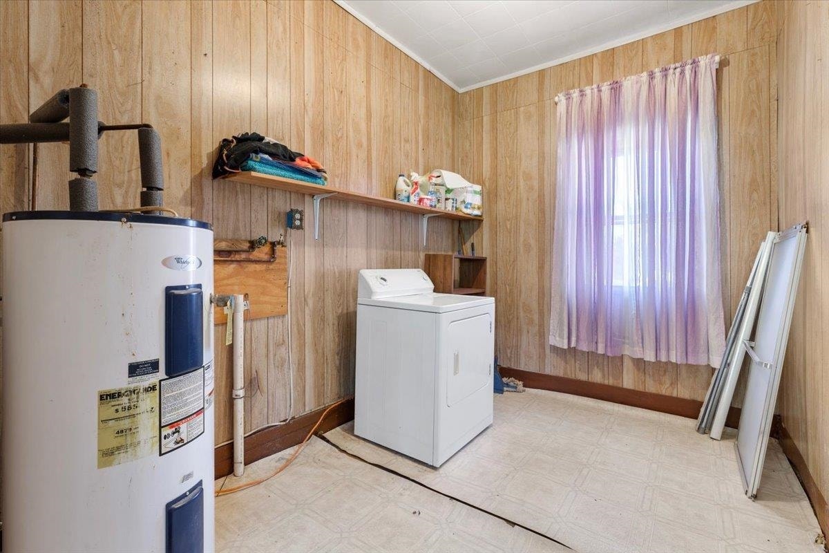 2358 White Tree Hill Road, Ballard, WV 24918