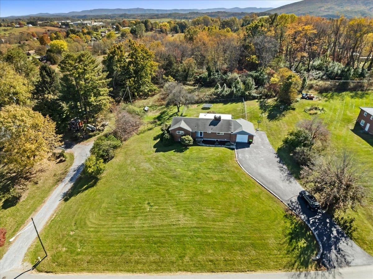1984 PEPPERS FERRY Road, Pulaski, VA 24301