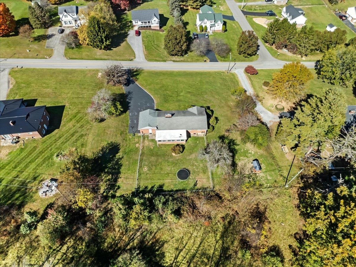 1984 PEPPERS FERRY Road, Pulaski, VA 24301