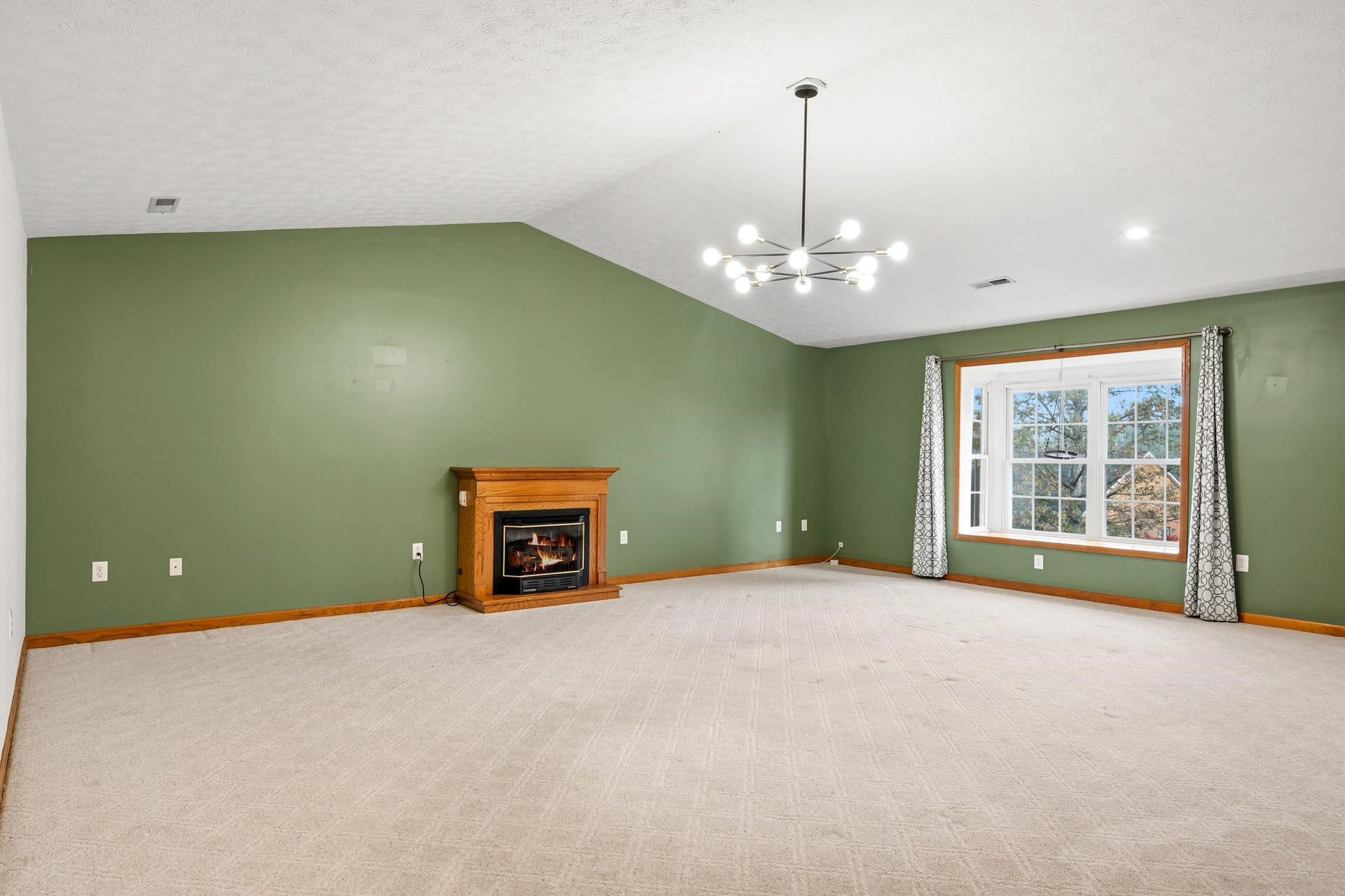 145 Justin Lane, Christiansburg, VA 24073