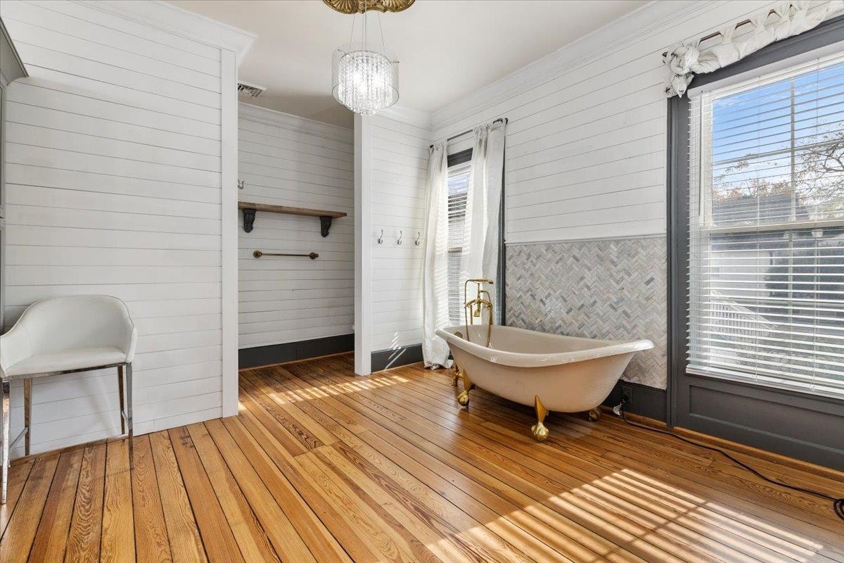 100 S Franklin St Street, Christiansburg, VA 24073
