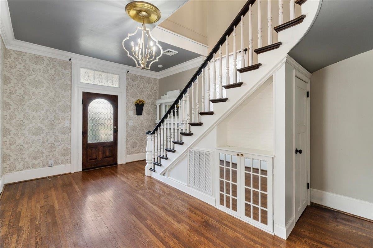 100 S Franklin St Street, Christiansburg, VA 24073