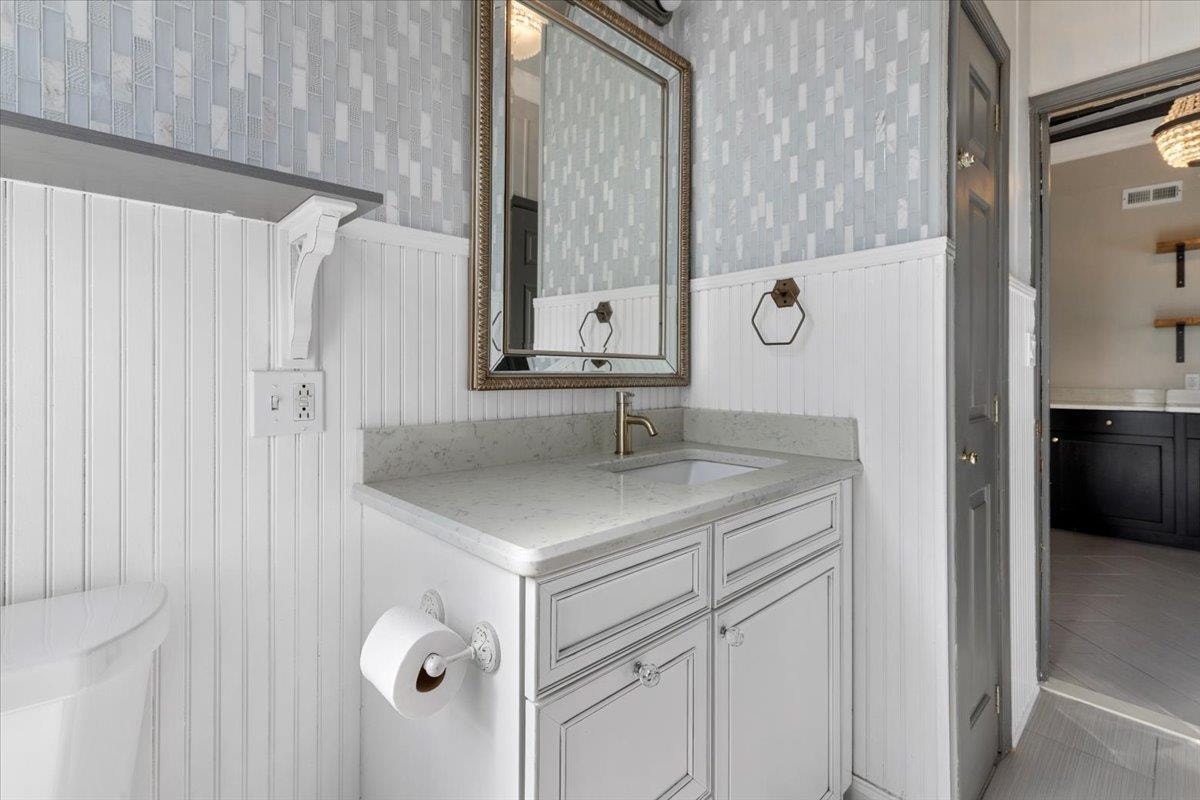 100 & 102 S Franklin Street, Christiansburg, VA 24073