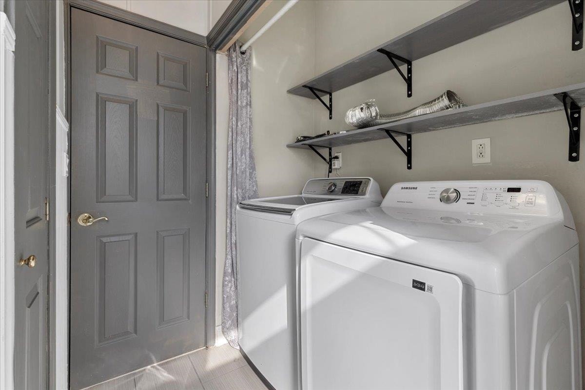 100 & 102 S Franklin Street, Christiansburg, VA 24073