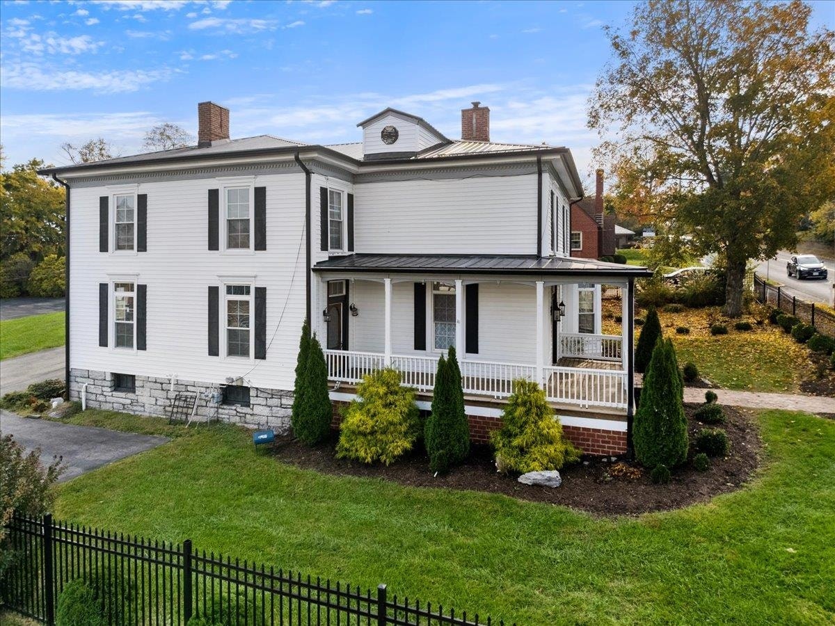 100 & 102 S Franklin Street, Christiansburg, VA 24073