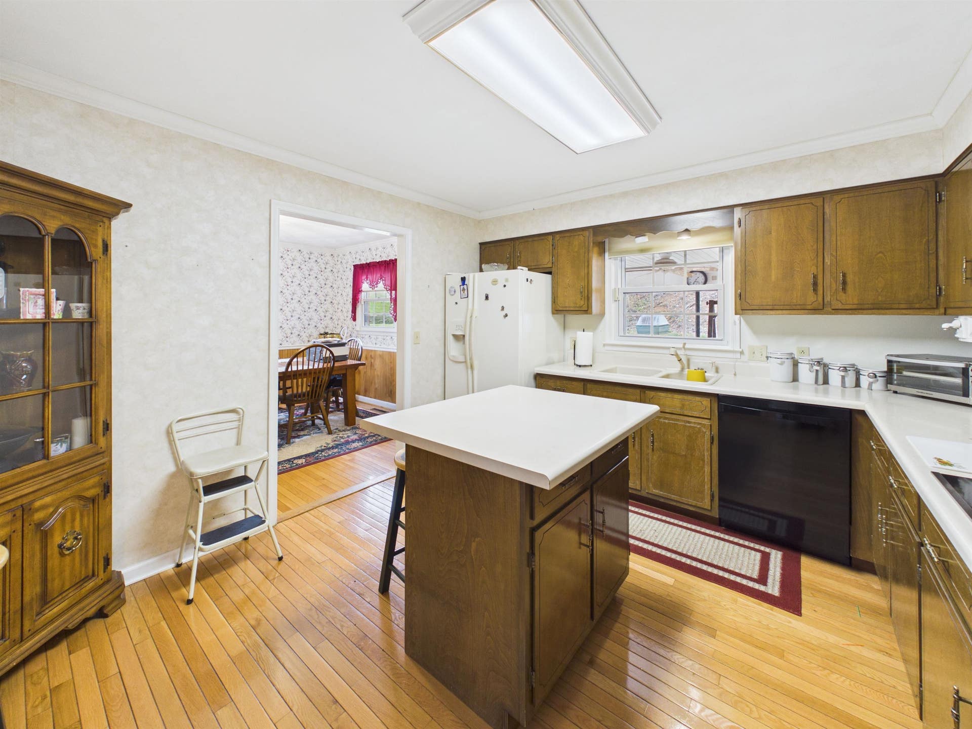 5725 Graysontown Road, Radford, VA 24141