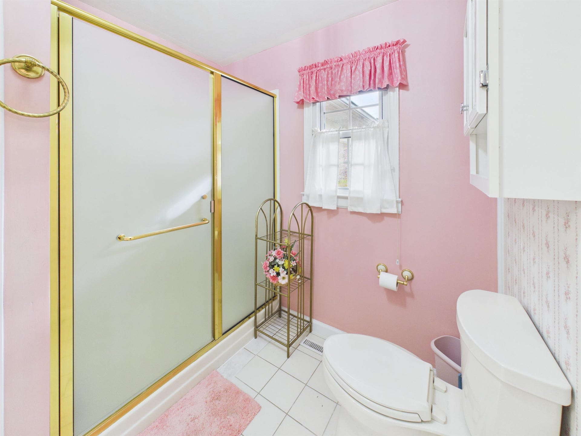 5725 Graysontown Road, Radford, VA 24141