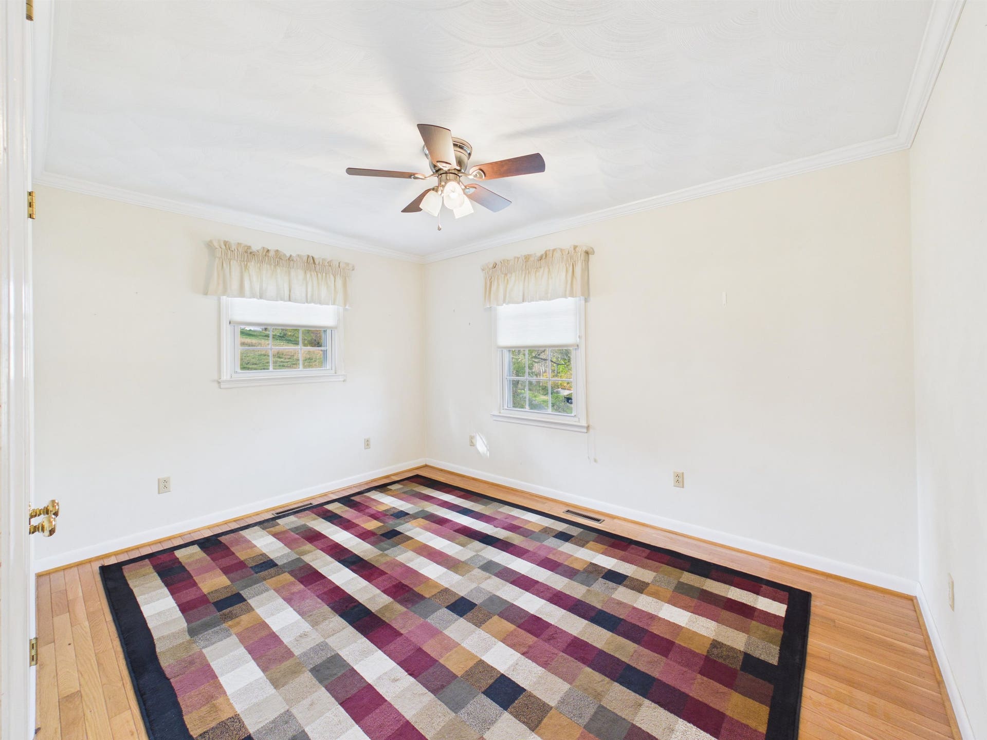 5725 Graysontown Road, Radford, VA 24141