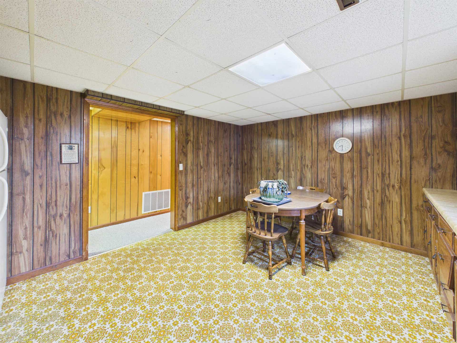5725 Graysontown Road, Radford, VA 24141